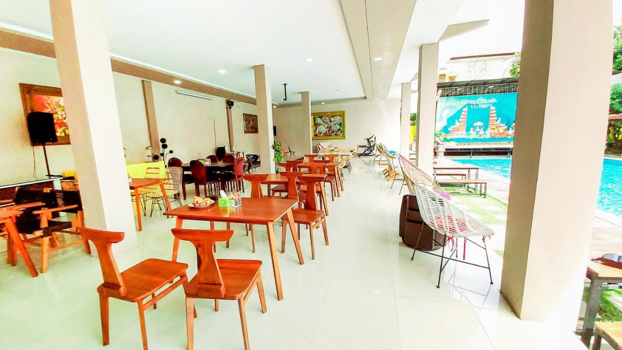 Giri Palma Hotel Malang Exterior foto