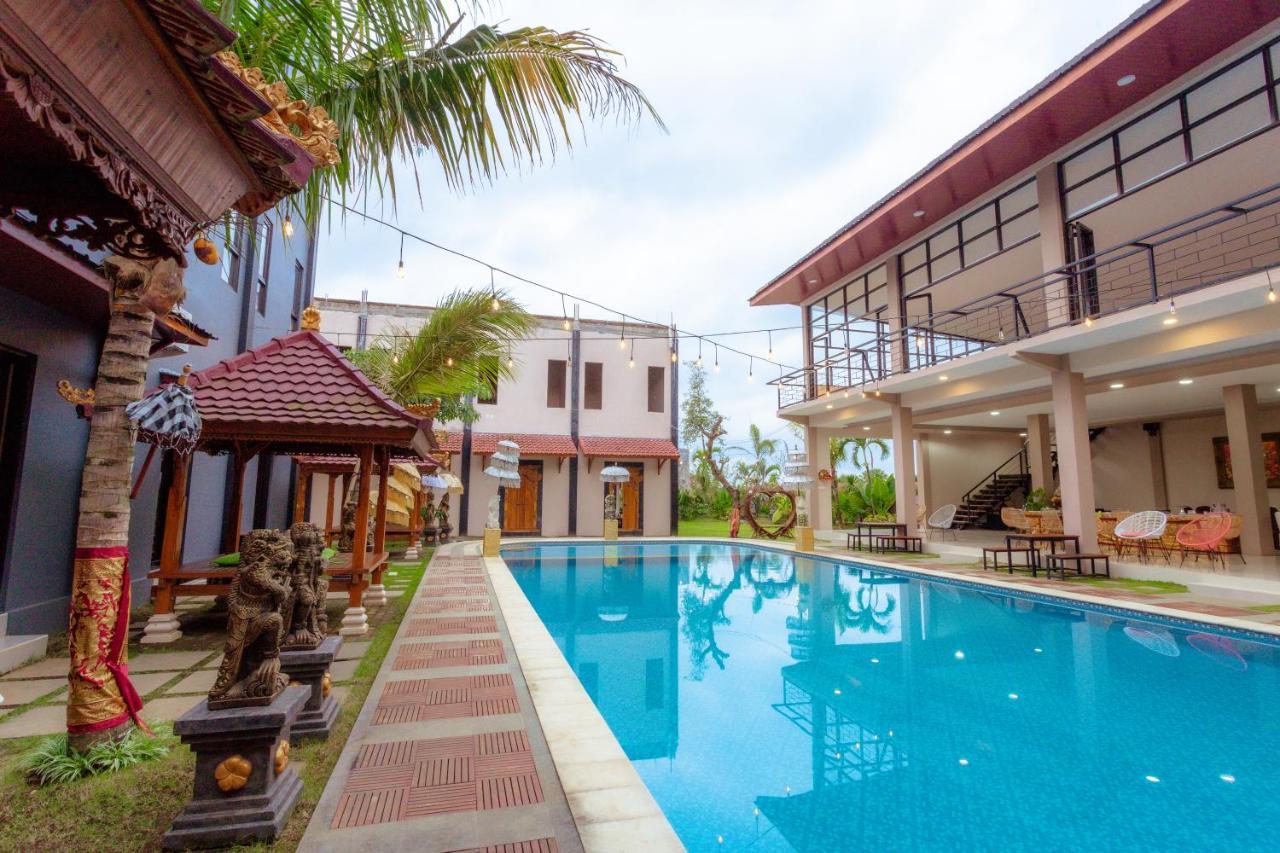 Giri Palma Hotel Malang Exterior foto